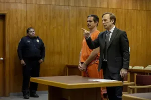 Да. я давно обратил внимание, что в судах Альбукерке творятся очень странные дела...