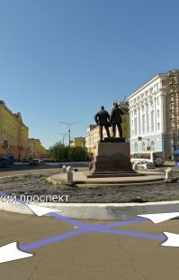 Норильск. 

Х-ха! Есть ещё память в организме.  


Был там один раз в 2019 году, а запомнил. 

Хм... Вместо оленей, там Волга. 
С оленем.