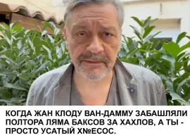 И икра не лезет в глотку, и компот не льётся в рот...аж кушать не может, так переживает