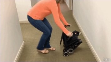 Тут главное - содержимое не забыть сначала вытащить.