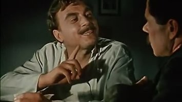 "На английском языке буду без нежностев гутарить с мировой контрой! Пущай гады трепещут заране! От Макара Нагульнова им, кгм…"
"Поднятая целина". 
М.Шолохов. Дед депутата, выступившего с инициативой!