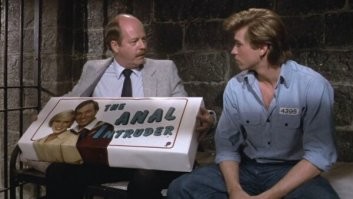 Необычный будильник для взрослых