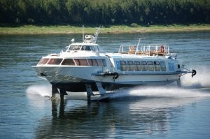 Русская ракета была БЫ, ушел БЫ от алкаша..)