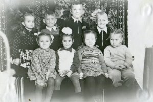 Тане от Галочки в день её 4х-летия. Сахалин. 28 января 1957г.