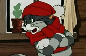 У них этих петард - завались.
Вот и кидают куда ни попадя