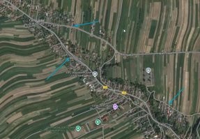 Как минимум три улицы