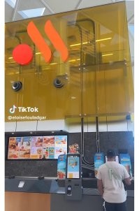 Самый странный McDonald's в мире