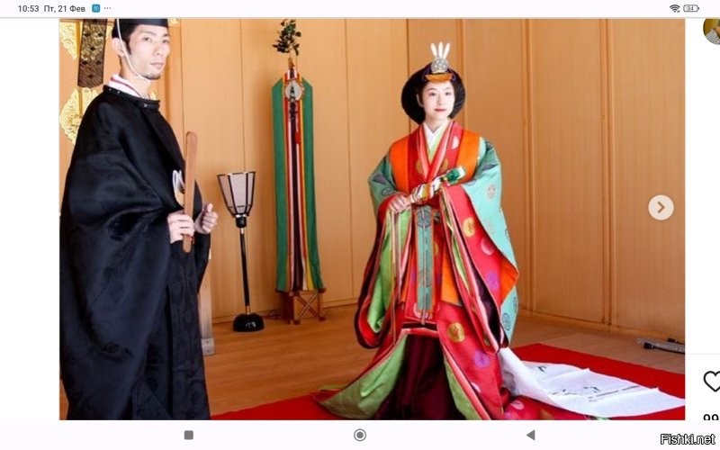 Мужик без макияжа. И что сказать то хотели? Загуглил, там читать дохрена.