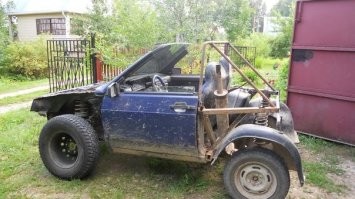 Самоделки с элементами 2108/09 это прямо отдельный жанр.