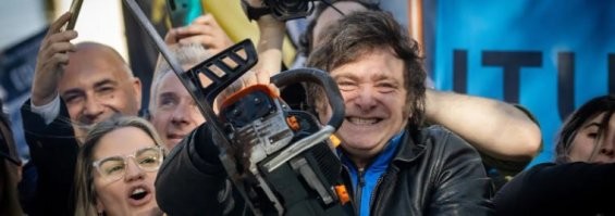 он мне напоминает
Хавьер Милей