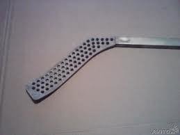 KOHO....советские дети на морозе играли металлическими клюшками.