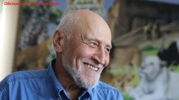 Опоздавшие на рейс пассажиры плеснули кофе в лицо сотрудника, не пустившего их на борт