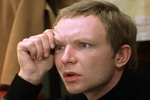 А вы закрываете дверь на ночь?