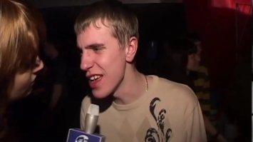 Голое шоу: женщина без одежды в самолете "брала штурмом" кабину пилотов