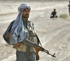 Там, за оператором, наверно, парочка вот таких шла.