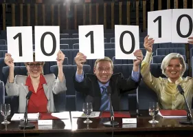 Тройное сальто в исполнении хруста