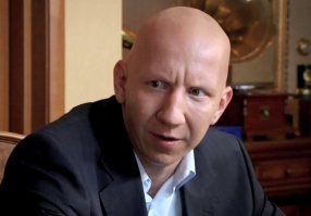 А как же Антон Ескин? Без него список неполный!