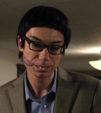 Классные татухи но выглядит незакончено. Вот ему идея из художественного фильма Муви 43.