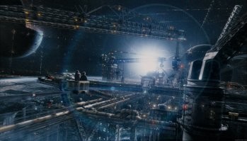Лифт превращается в поезд: уникальный фуникулер в Генуе, который передвигается в нескольких направлениях