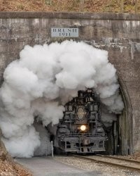Самые необычные в мире гонки на винтажных паровозах