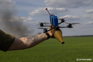 вот решение против деда с пистолетиком.