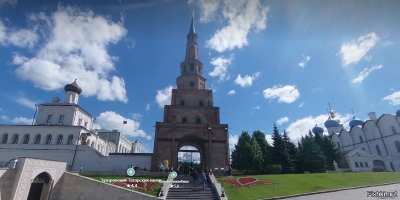 По поводу картинки на купюре в штукарик. 
Только вчера постил фоточку из карт.
Ну нет там креста, ну нет. 
И нет уже ХЗ сколько времени.   Выставка это.

Кто вообще додумался на деньгах наносить религиозные символы?
Это разве не оскорбляет чувства других верующих (муслимов, евреев, буддистов, шаманистов,  пастафарианцев и  пр. )?
Разве им не противно будет брать в руки эти деньги?