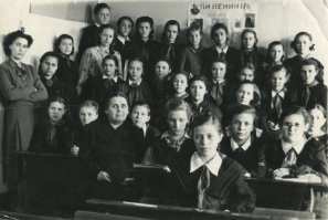 6г класс школы № 267. Москва. 30 апреля 1953г.