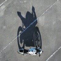 Прекрасно исполненный трюк мотоциклистом