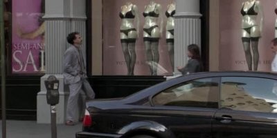 А мог бы и в гости двинуться! Как вот этот персонаж...