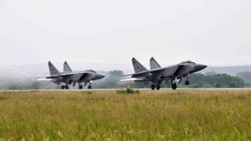В Сети нашёл.

Отрыв пары 31-х...

Красота...