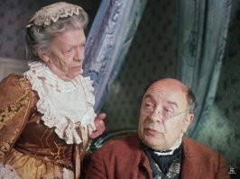 ... А ещё фрейлине Головиной вывел из портрета её покойного мужа, да так, что она его осязала и теперь вроде как на сносях! (С).