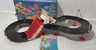 опять китайцы спиндили шикарную игрушку