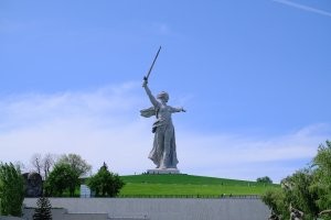 85 метров до кончика меча