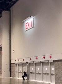 А то есть над каждой двери по вывеске EXIT это мираж?
