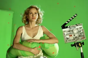 Зачем догадываться, на хлопушке всё написано)