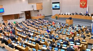 Некоторые и сейчас так работают и живут как в раю...