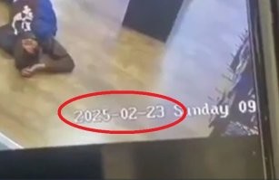 Вот вам ребяты презент на 23-е февраля!