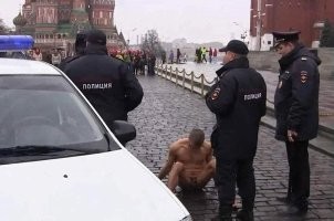 Слабак! Учись у наших сумасшедших!))