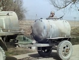 В Москве российский футбольный клуб уехал на автобусе, забыв вратаря&nbsp;после победы
