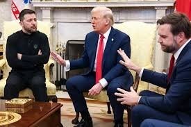 Для Китая президент США установил жёсткие 125%   по словам Трампа, «за проявленное неуважение».©
А что ж он против зелепупа не вводит санкции "за проявленное неуважение"? Уж там-то неуважение через край. Даже госсекретарь Ди Вэнс, да и сам Трамп не выдержали, и прямым текстом ему сказали - Ты, бдь, в Белом Доме, и ты проявляешь такое неуважение?!
И чё? Где реакция?