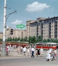 Мне тогда 2 дня было. А в этом доме я живу.