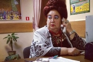 И главбуха самое главное не трогать.  А то враз спалиться можно