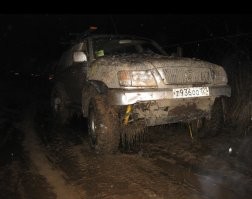 Я так после покатушки или соревнаванийна мойку заезжал. 
Сначала пешком заходил и спрашивал сколько стоит. 
И только потрм машину загонял.