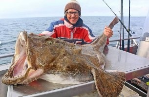 Знаменитая удочка -это у морских чертей или по другому удильщики