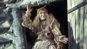 О...! Явилась не запылилась...