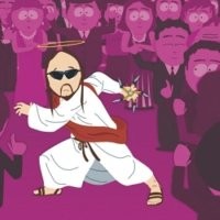 В стиле Брюса Ли: актер в образе Иисуса проучил местного за неуместную выходку