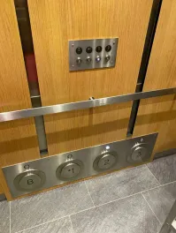 А крючок для пакетов не проще? Совсем обленились.