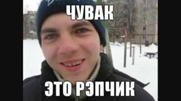Парень на спортивной площадке показал дикий уровень контроля тела и силу хвата