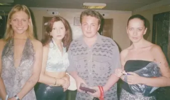 Больно похож на  Стаса Дужникова(Бмба) из КФ ДМБ!