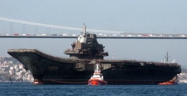 Украина за 20 млн долларов и бухло отдала Китаю. Я его видел на верфи когда уже практически достроен был.